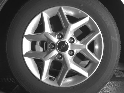Used 2025 Kia Soul LX w/ LX Technology Package FWD image 15