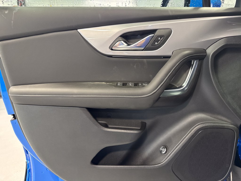 New 2026 Chevrolet Blazer LT w/ Convenience Package FWD image 23