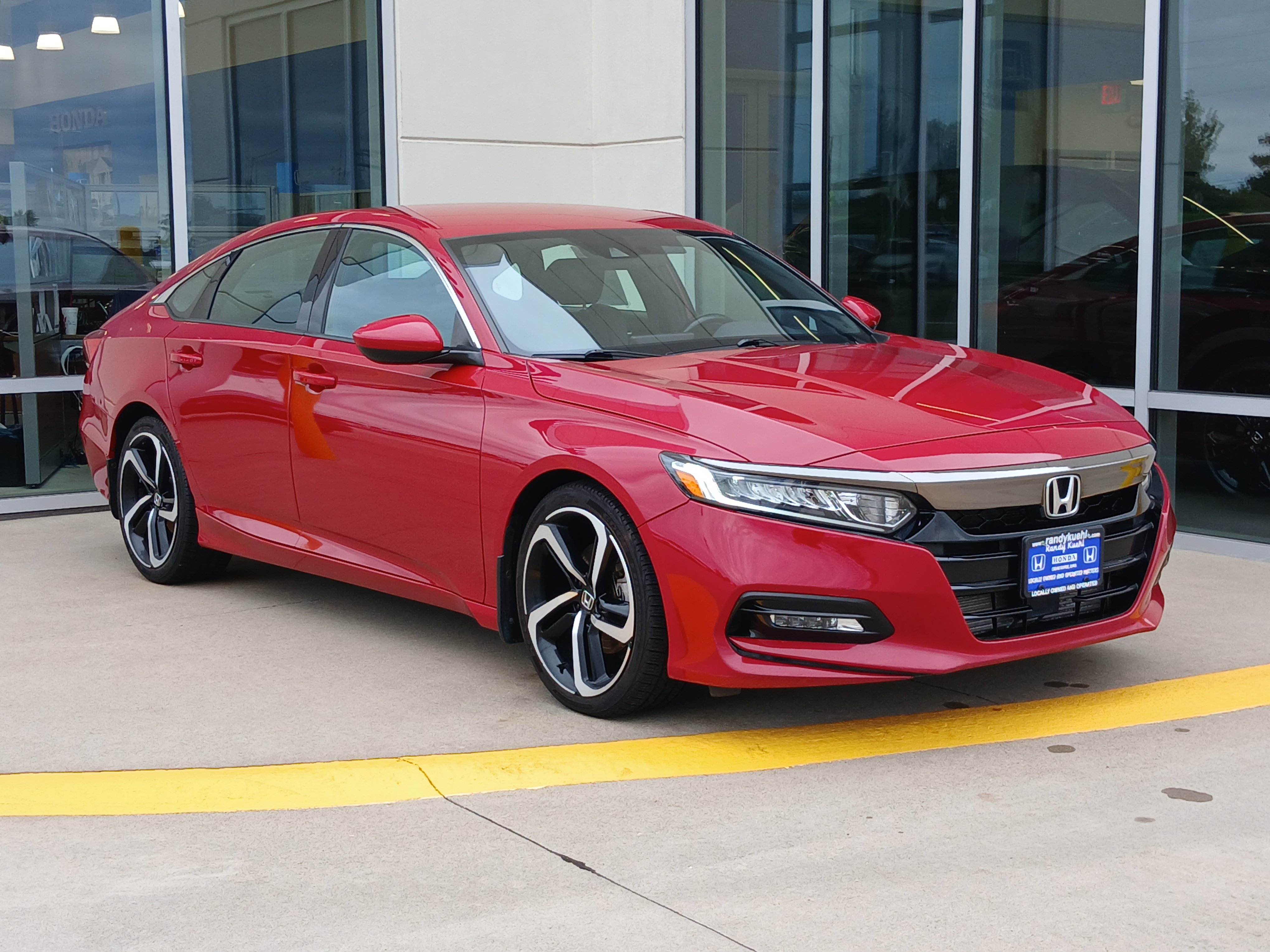 Used 2019 Honda Accord Sport image 5
