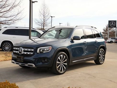 Certified 2023 Mercedes-Benz GLB 250 GLB 250 w/ Premium Package image 3