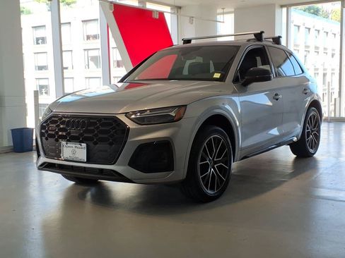 Used 2023 Audi SQ5 Premium Plus w/ Premium Plus Package AWD/4WD image 1