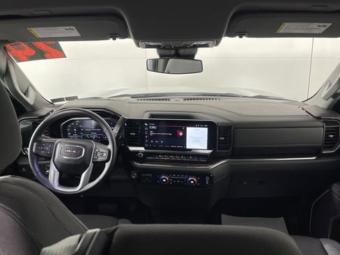 Used 2024 GMC Sierra 1500 SLE image 14