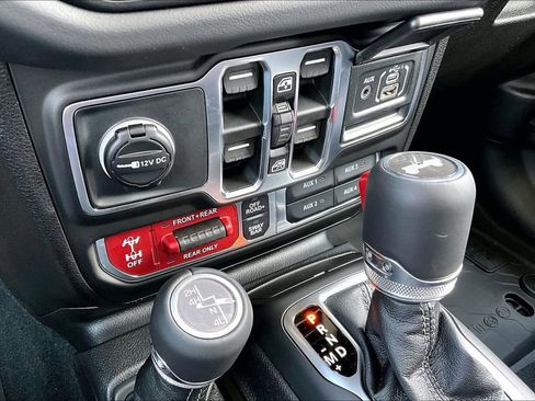 New 2026 Jeep Wrangler Unlimited Rubicon image 12