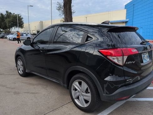 Used 2019 Honda HR-V EX image 4