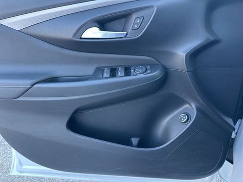 Used 2025 Buick Envista Avenir image 35