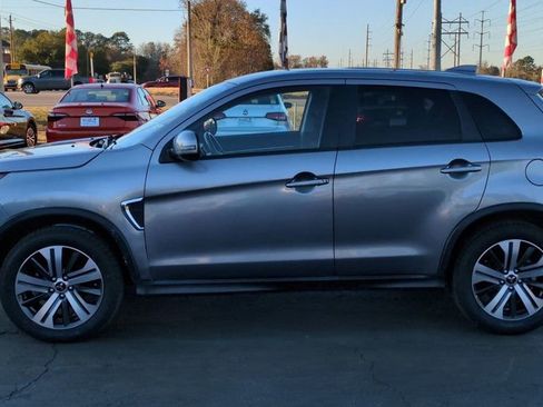 Used 2021 Mitsubishi Outlander Sport SE image 5