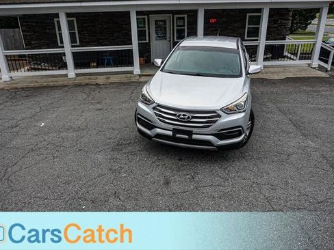 Used 2018 Hyundai Santa Fe Sport FWD image 3