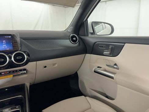 Certified 2026 Mercedes-Benz GLA 250 image 61