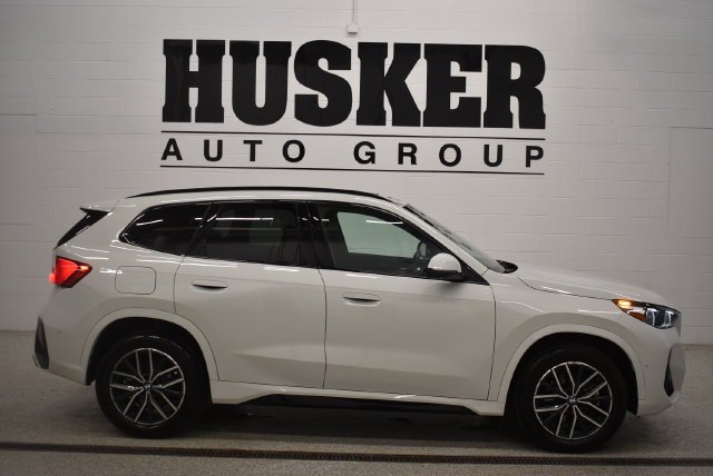Used 2026 BMW X1 xDrive28i AWD/4WD image 2