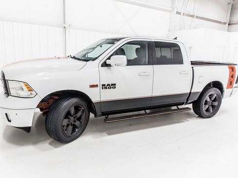 Used 2016 RAM 1500 Big Horn RWD image 3