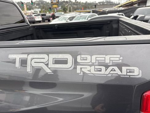 Used 2019 Toyota Tundra Limited w/ Limited Premium Package image 25