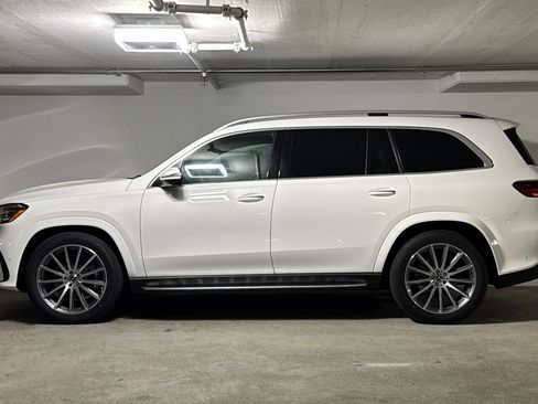 New 2026 Mercedes-Benz GLS 580 4MATIC image 2