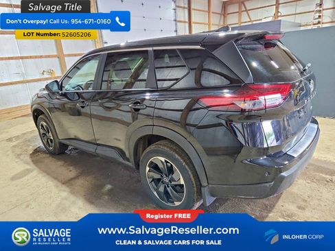 Used 2025 Nissan Rogue SV AWD/4WD image 3
