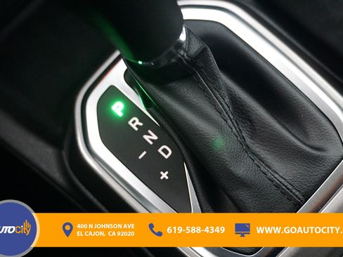 Used 2022 Jeep Renegade Latitude AWD/4WD image 22