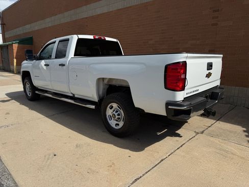 Used 2019 Chevrolet Silverado 2500 W/T w/ WT Convenience Package RWD image 4