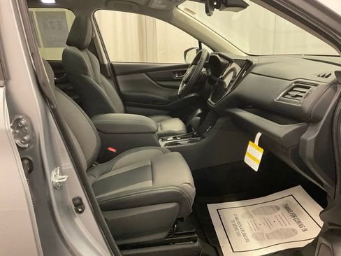 Certified 2025 Subaru Ascent Onyx Edition AWD/4WD image 32
