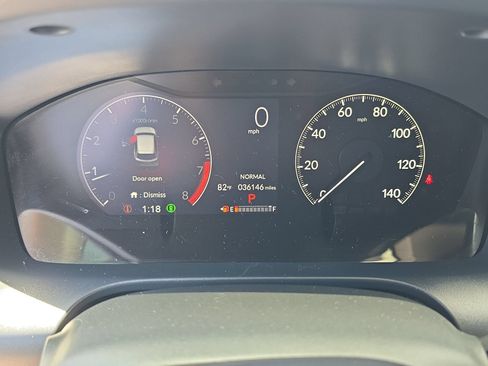 Used 2023 Honda HR-V LX image 25