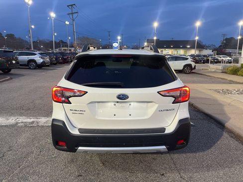 Certified 2023 Subaru Outback Limited XT image 5