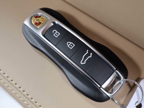Certified 2026 Porsche Cayenne S AWD/4WD image 43