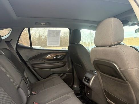 Used 2021 GMC Terrain SLE w/ Driver Convenience Package image 17