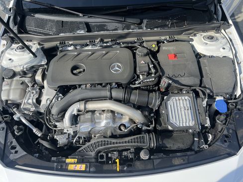 Used 2025 Mercedes-Benz CLA 250 image 36