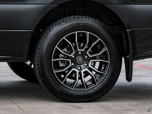 Used 2022 Mercedes-Benz Sprinter 2500 image 74