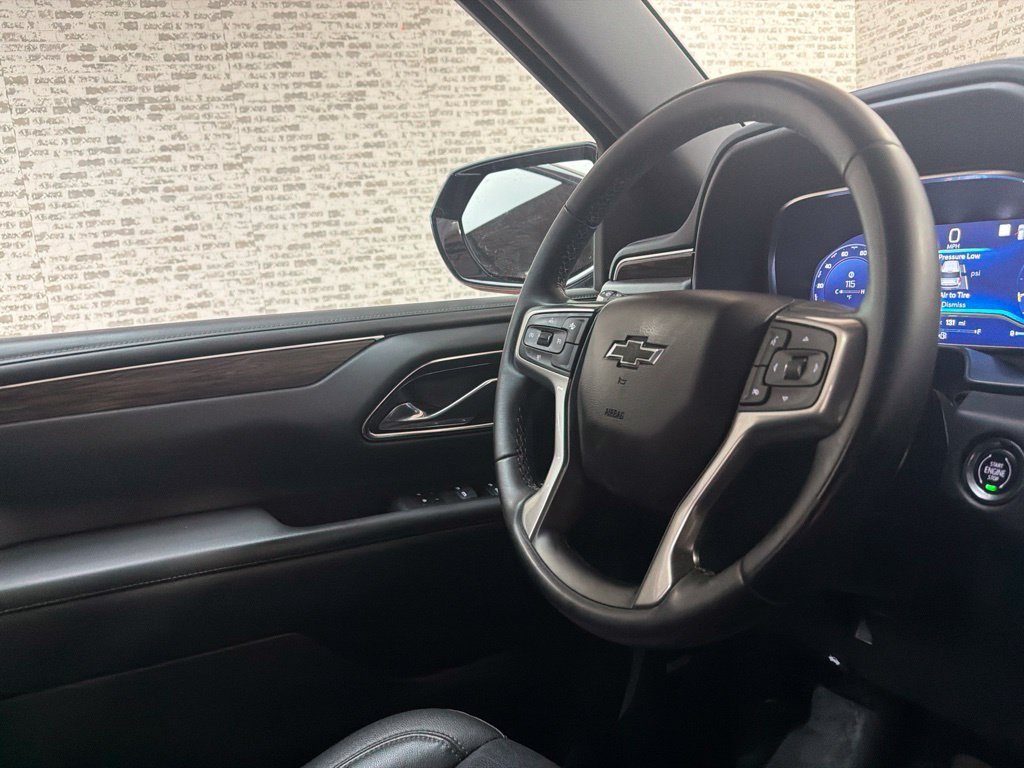 Used 2023 Chevrolet Suburban Z71 AWD/4WD image 21