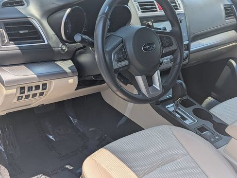 Used 2017 Subaru Outback 2.5i Premium AWD/4WD image 14