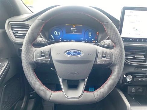 Used 2024 Ford Escape ST-Line Select w/ Tech Pack #2 AWD/4WD image 17