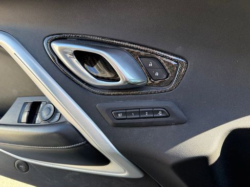 Used 2020 Chevrolet Camaro SS image 7