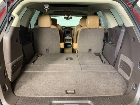 Used 2017 Buick Enclave Leather AWD/4WD image 26