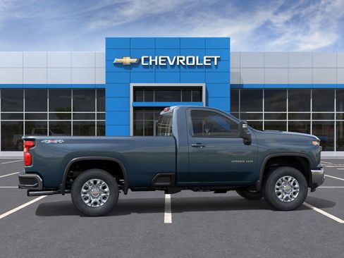 New 2026 Chevrolet Silverado 2500 LT image 5