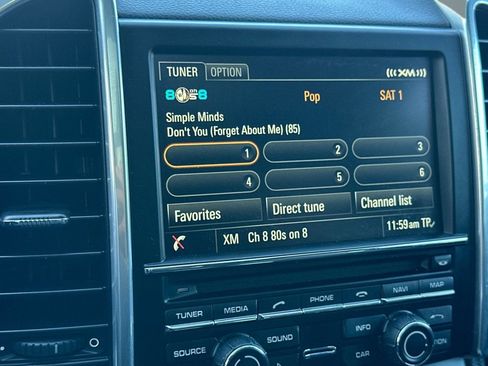 Used 2014 Porsche Cayenne Platinum Edition image 23