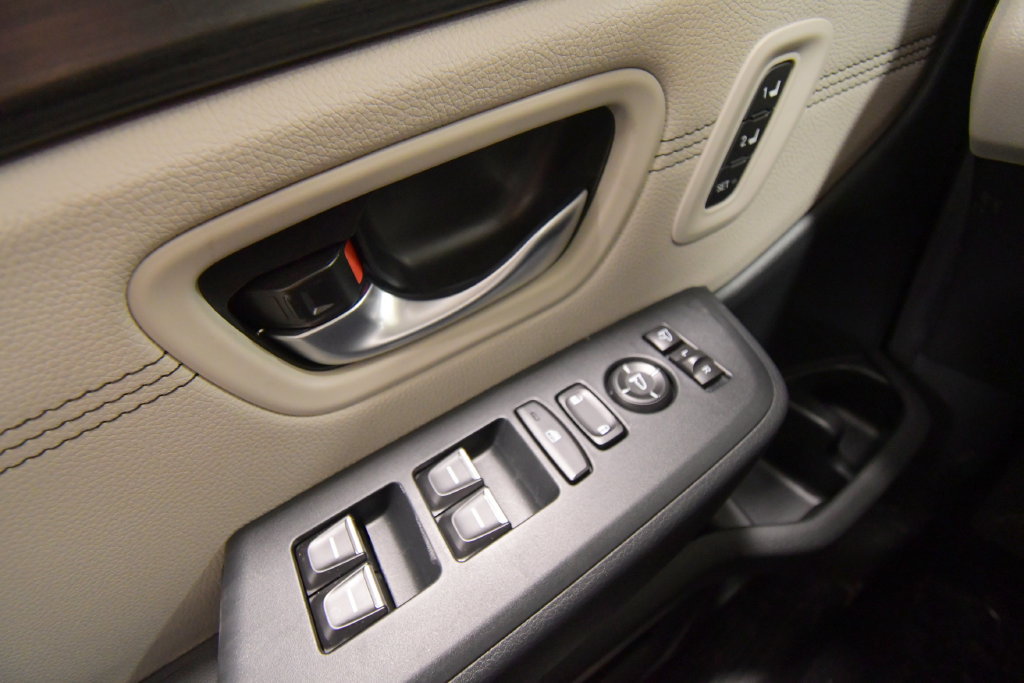 New 2026 Honda Pilot Touring image 13