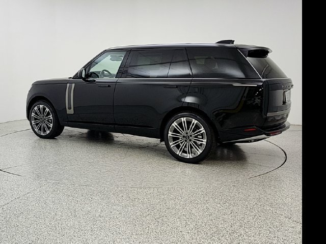 New 2027 Land Rover Range Rover Long Wheelbase SE AWD/4WD image 7