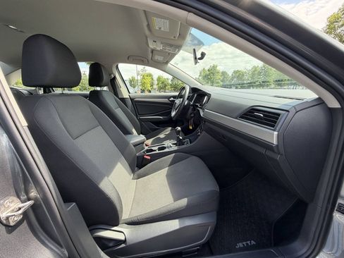 Used 2019 Volkswagen Jetta S w/ Driver Assistance Package FWD image 15