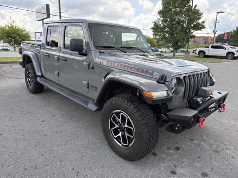 Used 2022 Jeep Gladiator Rubicon w/ LED Lighting Group AWD/4WD image 3