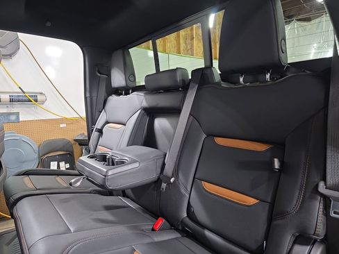 New 2026 GMC Sierra 1500 AT4 w/ AT4 Premium Package AWD/4WD image 13