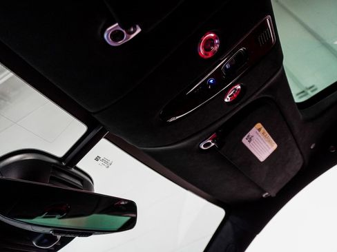 Used 2021 Aston Martin DBX Base image 41