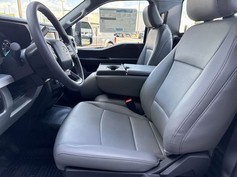 New 2026 Ford F350 XL w/ XL Driver Assist Package RWD image 9