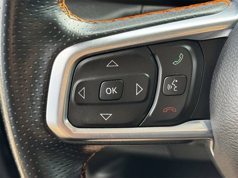 Used 2022 Jeep Gladiator Mojave image 24