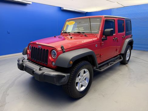 Used 2017 Jeep Wrangler Unlimited Sport w/ Quick Order Package 24S AWD/4WD image 4