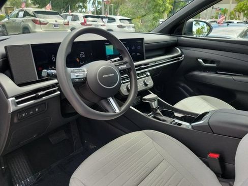 Certified 2026 Hyundai Santa Cruz SE FWD image 17