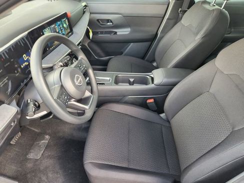 New 2026 Nissan Kicks S image 9