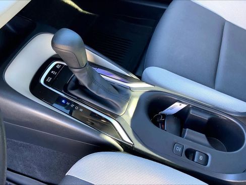 Used 2024 Toyota Corolla LE w/ LE Convenience Package image 16