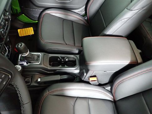 New 2026 Jeep Wrangler Rubicon image 25