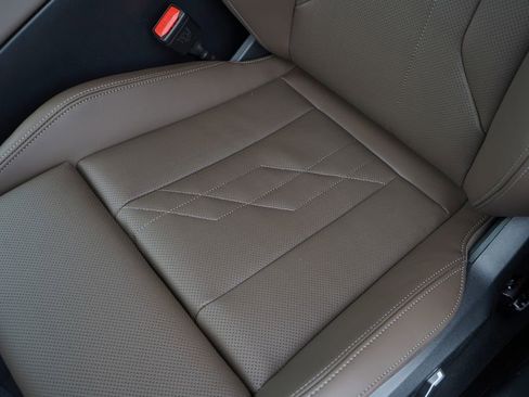 Used 2025 BMW X3 xDrive30i w/ Convenience Package image 10