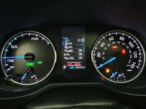 Used 2022 Toyota RAV4 XLE w/ Convenience Package image 13