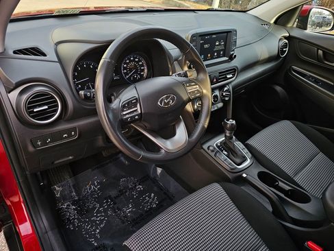 Used 2020 Hyundai Kona SEL image 9