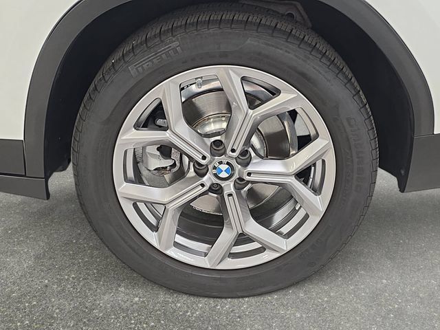 Certified 2024 BMW X3 xDrive30i w/ Premium Package w/ZPA AWD/4WD image 28